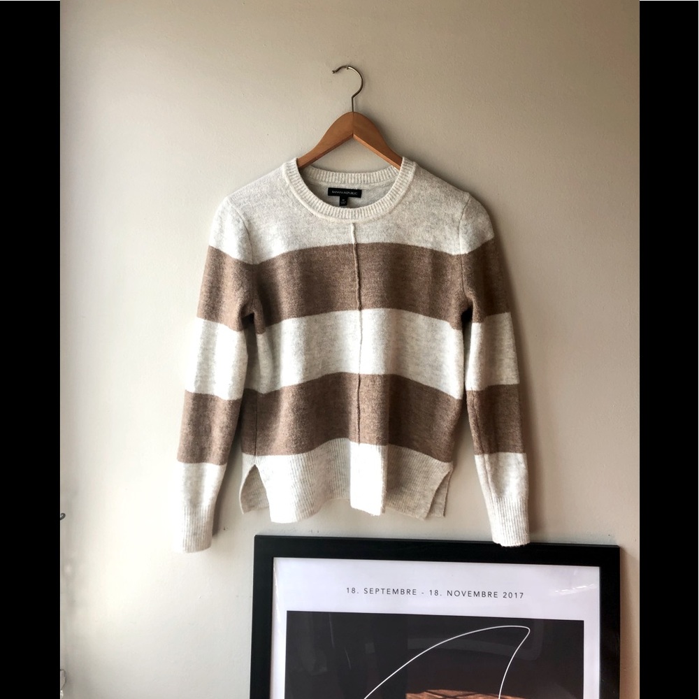 Banana Republic Merino Wool Blend Sweater Medium